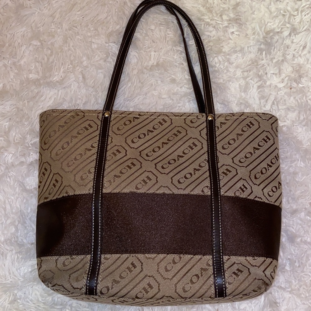 Authentic Coach Tote Handbag💜Lavender Lining